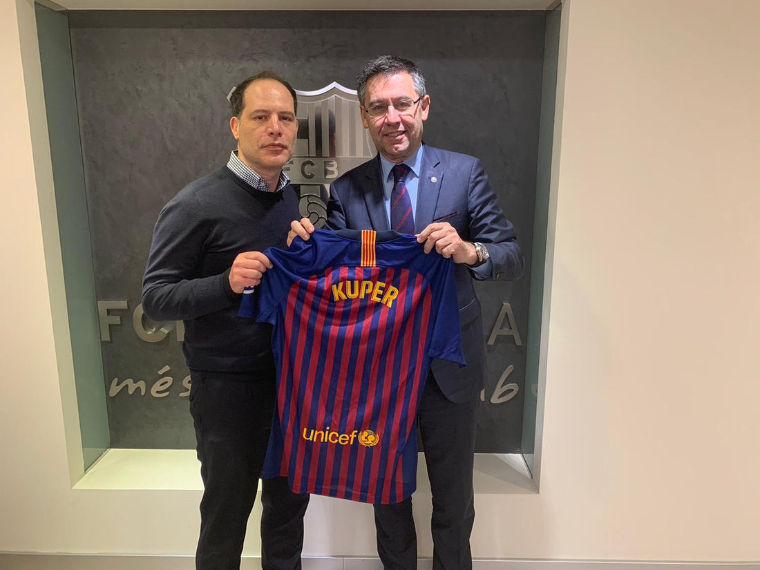 "Q&A With Simon Kuper: The Barcelona Complex: Lionel Messi and the Making--And Unmaking--Of the World's Greatest Soccer Club