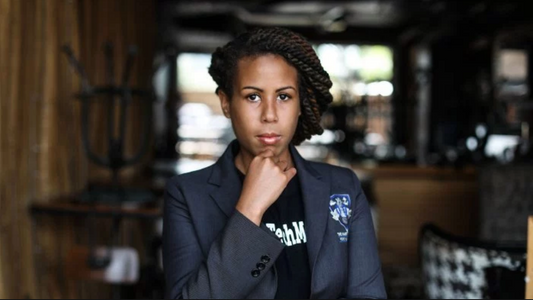 "Q&A With Angel Rich"